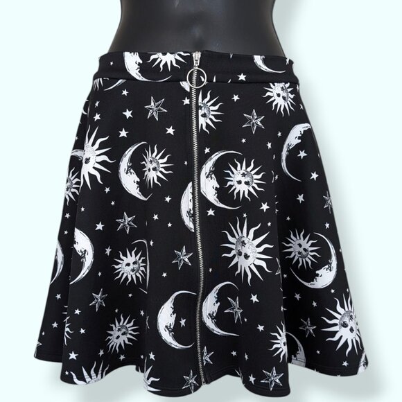 Hot Topic Dresses & Skirts - Hot Topic Celestial Zip Skater Skirt